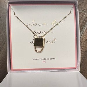 Keep-it Lock Necklace Gold
